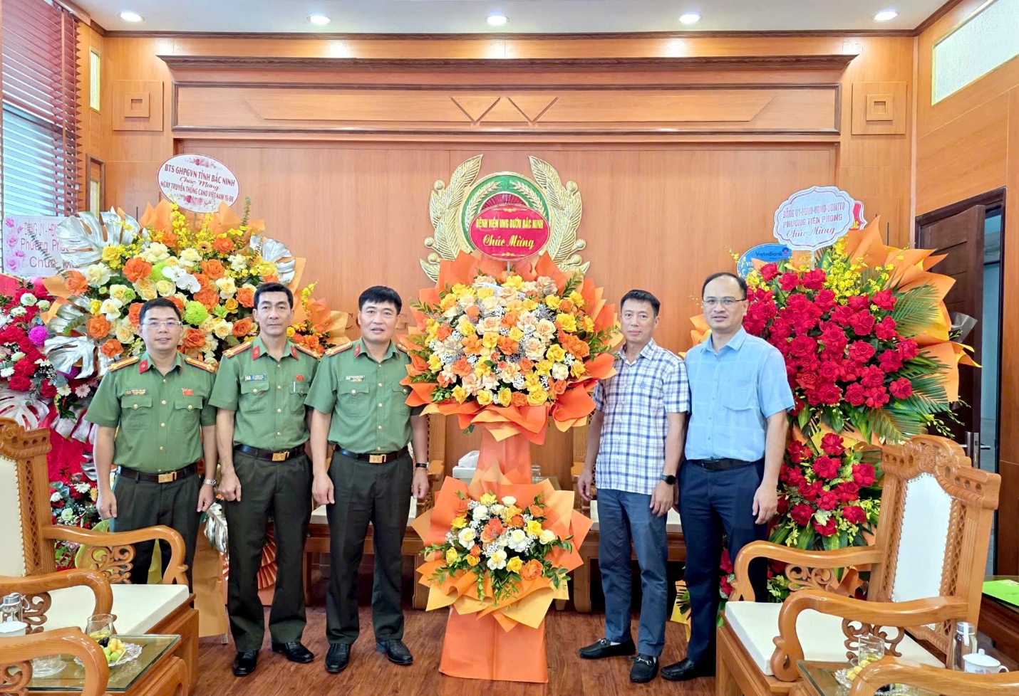 CHÀO MỪNG 80 NĂM NGÀY TRUYỀN THỐNG CÔNG AN NHÂN DÂN VIỆT NAM (19/8/1945 - 19/8/2025)