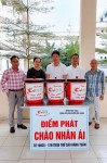 Nồi cháo từ thiện