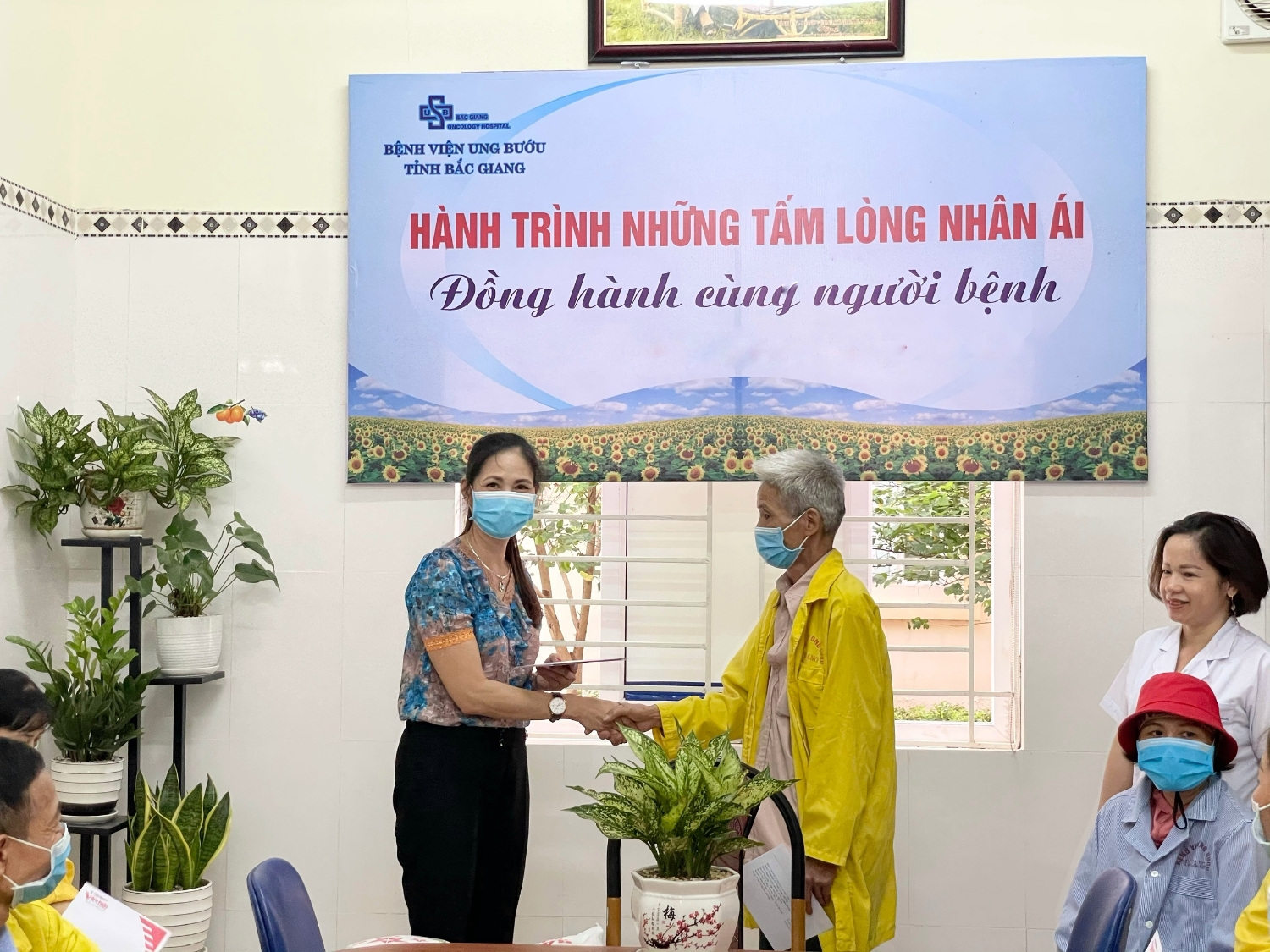 TẤM LÒNG TỪ THIỆN